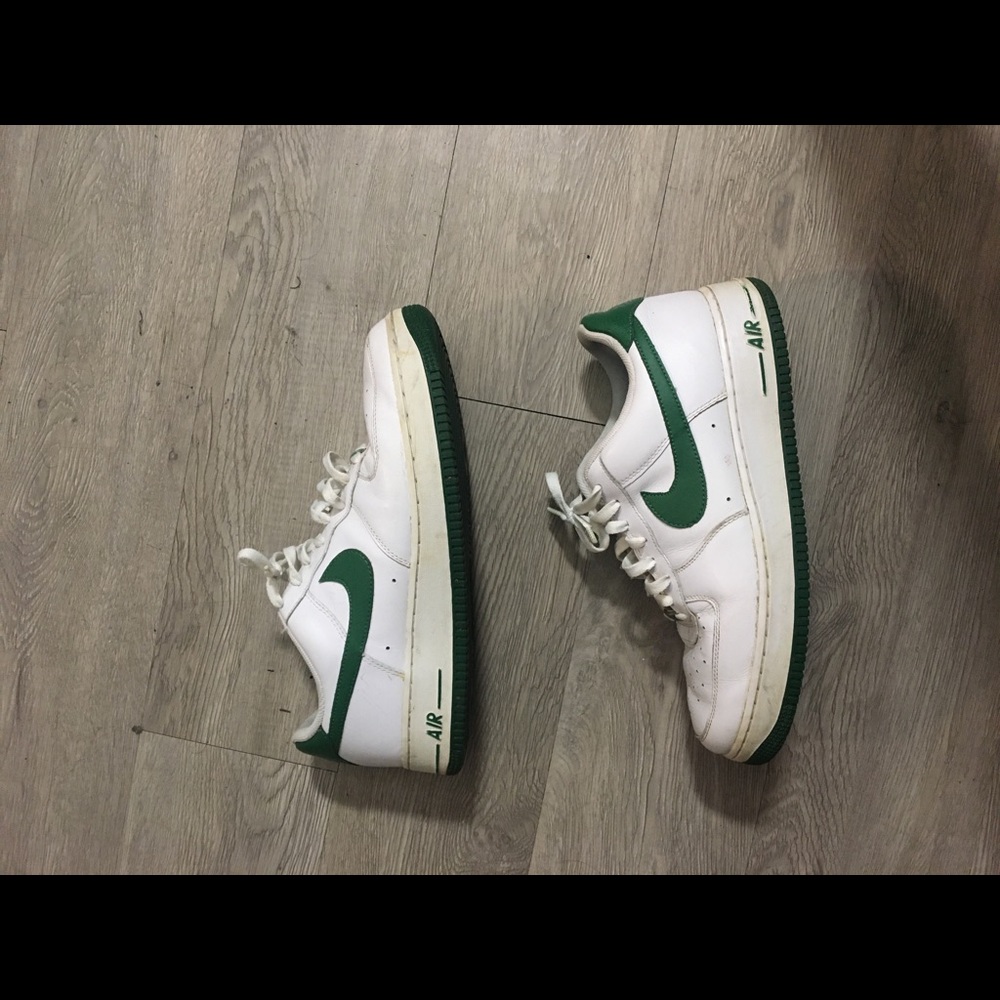 Nike Air Force 1 green